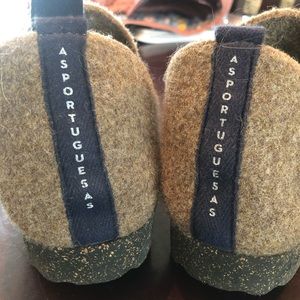Asportuguesas women’s wool shoe size 39.